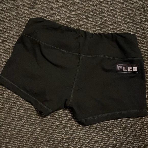 Fleo Gradient Short Original - Picture 7 of 10